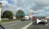 Видео: на Митрофаньевском шоссе полыхает склад с текстильной продукцией