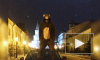 Видео из Казани: парень-обезьяна станцевал на движущемся авто