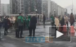 Видео: на улице Коллонтай эвакуировали "Леруа Мерлен"