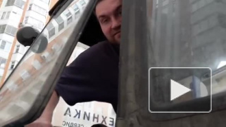 Москва: "холостые покатушки" уборочной техники попали на видео