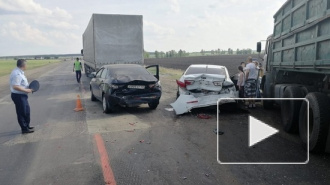 В Тамбовской области грузовик протаранил колонну машин