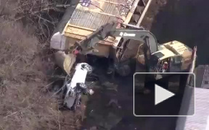 Видео: В США перевернулся поезд в 120 новыми BMW