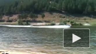 Новое смертельное ЧП на воде: гидроцикл с туристами врезался в катер на Байкале
