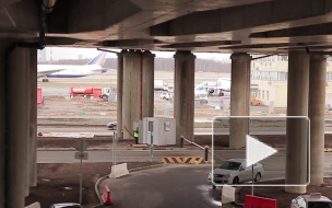 Молодой петербуржец увел сумку с валютой и документами с ленты досмотра в "Пулково"