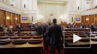 Парламент Болгарии рассмотрит предложение о вотуме недоверия правительству 20 июля