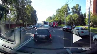 Молодой человек погиб после столкновения с грузовиком на улице Седова