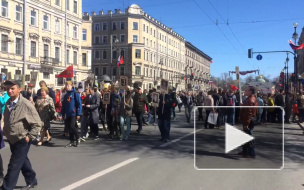 Появилось видео с шествия "Бессмертного полка" в Петербурге