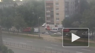 Видео: на Народной, 58 в Петербурге взорвался двухлитровый газовый баллон