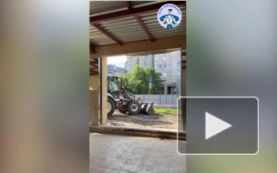 Петербуржцам показали, как идут демонтажные работы на станции метро "Фрунзенская"