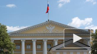 В Смольном нашли способ увеличить зарплату петербуржцев до средней