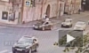 Подросток на самокате угодил под автомобиль у метро "Елизаровская"