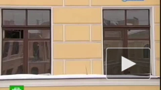 Петербуржец застрелился, убив жену с грудничком. Старшая дочь успела убежать
