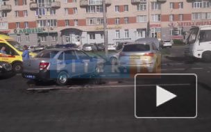 После ДТП на Малой Балканской реанимация увезла двух пострадавших
