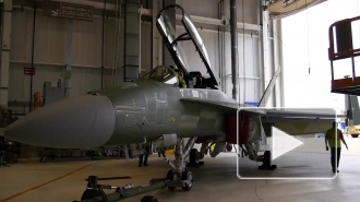 Boeing впервые показала новейший истребитель F/A-18 Block III Super Hornet