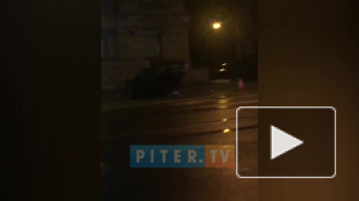 Видео: на Заневском проспекте перевернулся автомобиль