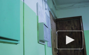 Окровавленный полуголый труп нашли в парадной на Варшавской