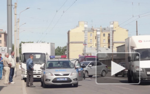 В Петергофе на Гостилицком шоссе перевернулась маршрутка: пострадал только водитель