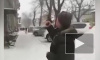 Видео из Томска: Мужчина стрелял по уборщикам снега с крыши