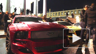 Петербургские водители ударили автопробегом по взяткам на дорогах