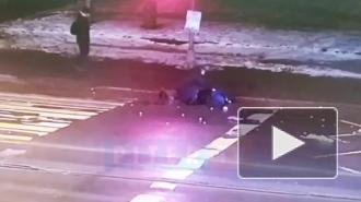 Появилось видео смертельного наезда Lexus на пенсионера в Петербурге