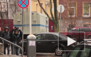 Наркоторговец пытался сбежать от полиции в окно, но получил тяжелые травмы