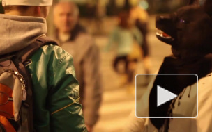 Накануне праздника Хэллоуин к петербуржцу пришли страшные рога и череп из Таиланда