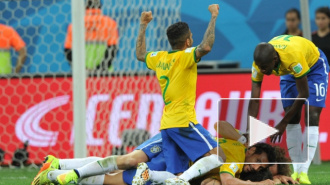 Чемпионат мира 2014: Бразилия обыграла Чили в серии пенальти