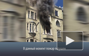 В Выборге загорелось здание с разными окнами