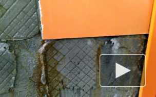 Представители "Метростроя" объясняют причины протечки на "Беговой" 