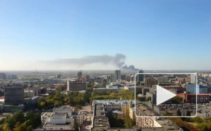 Жители Новосибирска сняли на видео пожар на складе химических веществ
