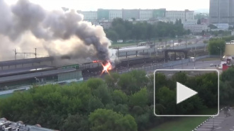 Появилось видео страшного пожара на станции метро "Выхино" в Москве