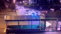 На углу Типанова и Московского иномарка столкнулась с автомобилем ДПС