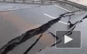 На трассе Пермь - Екатеринбург размыло дорогу 