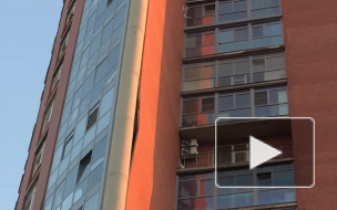 Видео: На улице Подвойского сохраняется аварийная ситуация