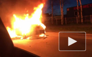 На Приморском шоссе загорелся автомобиль