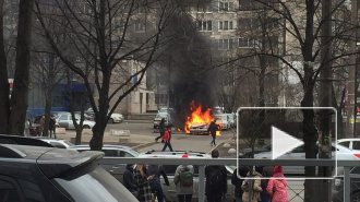 Фото и видео из Санкт - Петербурга: На проспекте Науки сгорел автомобиль
