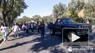 Протестующие в Ереване перекрыли дороги на площадь Республики