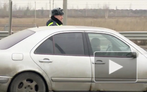 В автобус в Купчино врезалась иномарка, пострадали трое