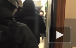 МВД опубликовало видео с обысков по делу о присвоении средств на уборку дорог Петербурга
