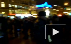 Разгон митинга. Гостиный двор