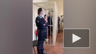В Петербурге на 8,5 лет осудили экс-полицейскую за вымогательство и взятки