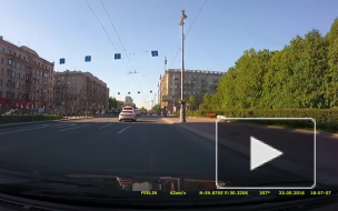 На Московском проспекте девушка разбила свой мотоцикл