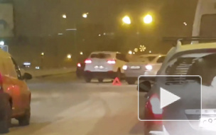 На Малоохтинской набережной произошло два ДТП