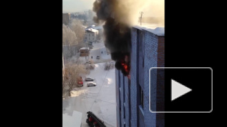 Появилось видео мощного пожара в общежитии в Дивногорске