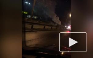На Косыгина из-за порванных проводов загорелся автомобиль