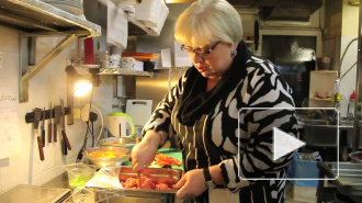 Светлана Крючкова делится секретами приготовления загадочной мусаки