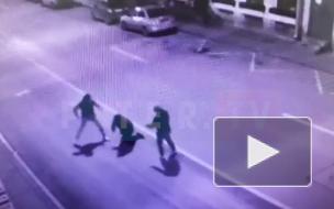 Избиение мужчины на Гороховой улице попало на видеокамеры