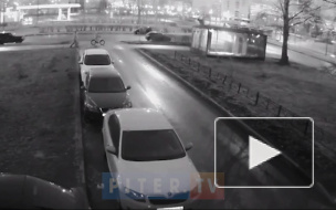 Появилось видео с места аварии с бордюрным камнем на Витебском