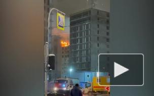 Очевидцы засняли пожар в строящемся доме в Выборгском районе