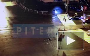 Авария на перекрестке Попова и Медиков попала на видео